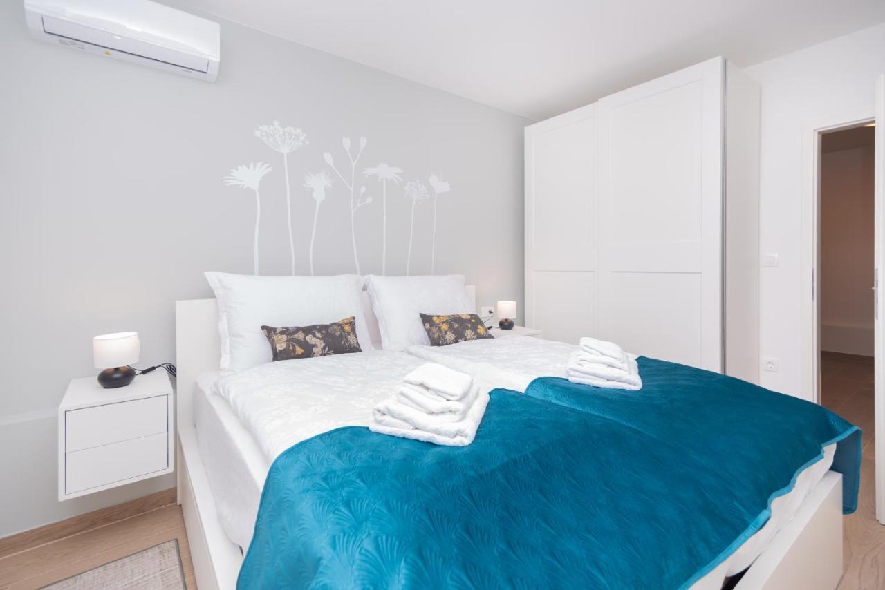 Apartment Emmi Omis Luaran gambar